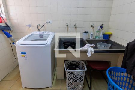 Casa à venda com 300m², 3 quartos e 4 vagasÁrea de Serviço