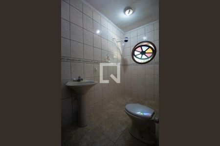 Casa à venda com 172m², 3 quartos e 4 vagasSuite - banheiro