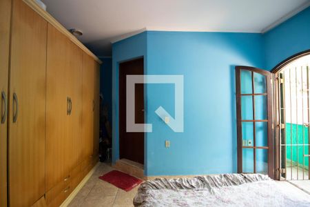 Casa à venda com 172m², 3 quartos e 4 vagasSuite