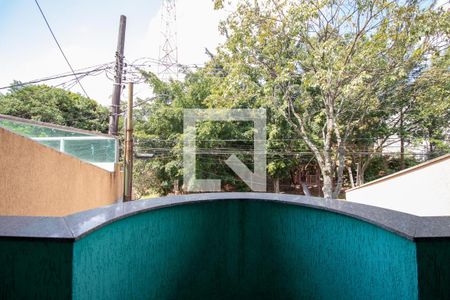 Casa à venda com 172m², 3 quartos e 4 vagasSuite - Varanda