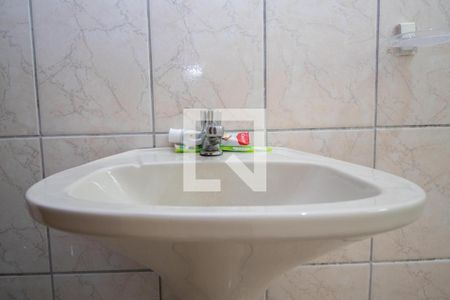 Casa à venda com 172m², 3 quartos e 4 vagasSuite - banheiro