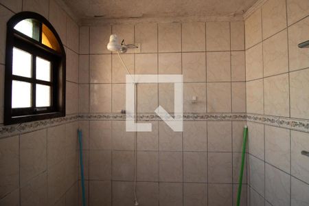 Casa à venda com 172m², 3 quartos e 4 vagasBanheiro Social