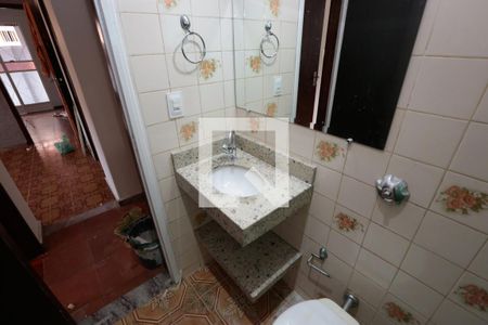 Casa à venda com 178m², 3 quartos e 6 vagas Casa à venda com 178m², 3 quartos e 6 vagasBanheiro