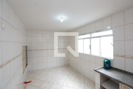 Casa à venda com 178m², 3 quartos e 6 vagas Casa à venda com 178m², 3 quartos e 6 vagasCozinha