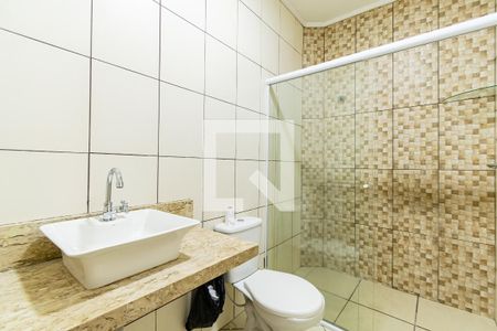 Banheiro Social de casa à venda com 2 quartos, 210m² em Vila do Encontro, São Paulo