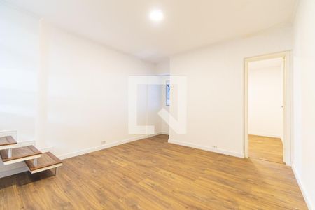 Sala  de casa à venda com 2 quartos, 210m² em Vila do Encontro, São Paulo