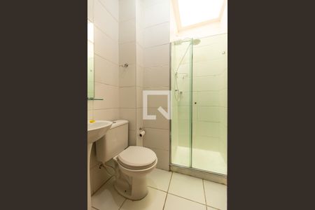 Casa de condomínio para alugar com 63m², 2 quartos e 1 vaga Casa de condomínio para alugar com 63m², 2 quartos e 1 vagaBanheiro