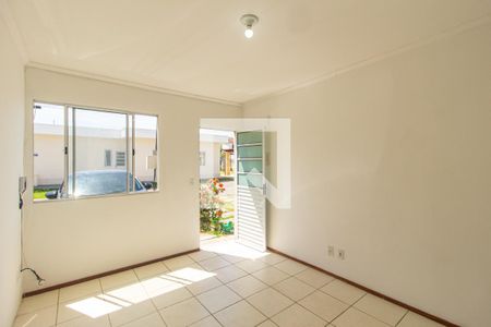 Sala de casa de condomínio para alugar com 2 quartos, 63m² em Guaratiba, Rio de Janeiro