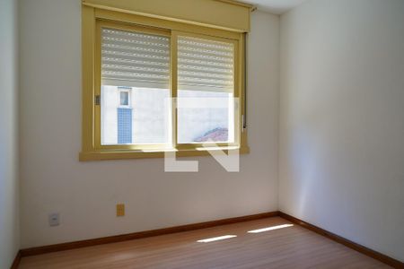 Quarto 2 de apartamento para alugar com 2 quartos, 70m² em Jardim do Salso, Porto Alegre