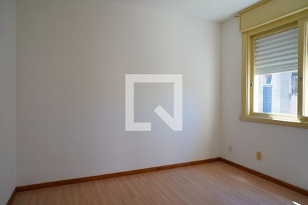 Quarto 2 de apartamento para alugar com 2 quartos, 70m² em Jardim do Salso, Porto Alegre