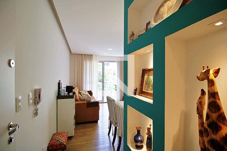 Sala de apartamento para alugar com 3 quartos, 67m² em Vila Andrade, São Paulo