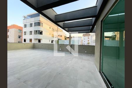 Varanda de apartamento à venda com 3 quartos, 142m² em Castelo, Belo Horizonte