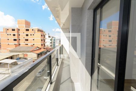 Apartamento à venda com 130m², 3 quartos e 2 vagas Apartamento à venda com 130m², 3 quartos e 2 vagasVaranda da Suíte