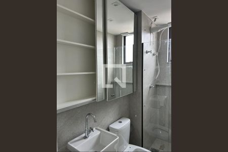 Banheiro Suíte de apartamento à venda com 3 quartos, 74m² em Santa Efigênia, Belo Horizonte