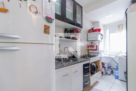 Cozinha e área de serviço de apartamento à venda com 3 quartos, 63m² em Conceição, Osasco