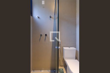 Casa de condomínio à venda com 208m², 3 quartos e 3 vagas Casa de condomínio à venda com 208m², 3 quartos e 3 vagasBanheiro - semi suítes