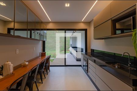 Casa de condomínio à venda com 208m², 3 quartos e 3 vagas Casa de condomínio à venda com 208m², 3 quartos e 3 vagasCozinha