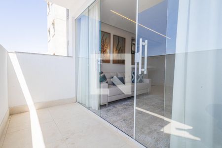 Apartamento à venda com 161m², 3 quartos e 3 vagasVaranda 