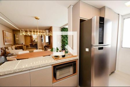 Apartamento à venda com 67m², 2 quartos e 2 vagas Apartamento à venda com 67m², 2 quartos e 2 vagasCozinha