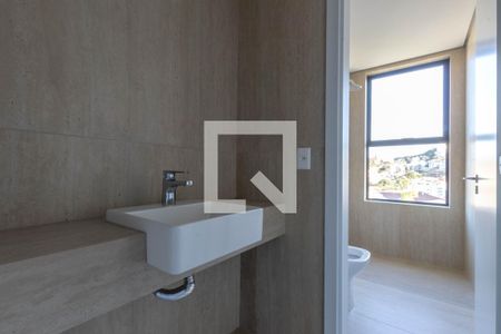 Banheiro da Suíte de apartamento à venda com 4 quartos, 224m² em Santa Lúcia, Belo Horizonte