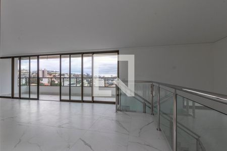 Apartamento à venda com 363m², 4 quartos e 4 vagasSala 2º nível