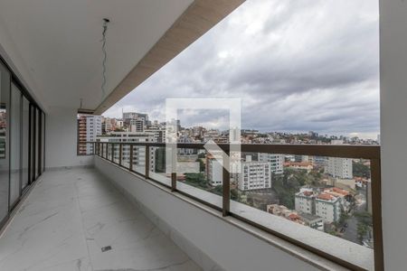 Apartamento à venda com 363m², 4 quartos e 4 vagasVaranda da Sala