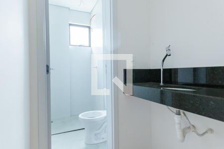 Apartamento à venda com 66m², 2 quartos e 1 vagaBanheiro Social