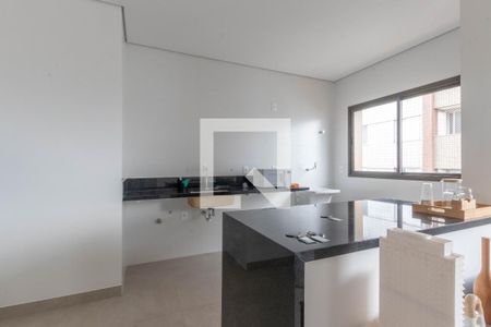 Cozinha de apartamento à venda com 1 quarto, 89m² em Lourdes, Belo Horizonte