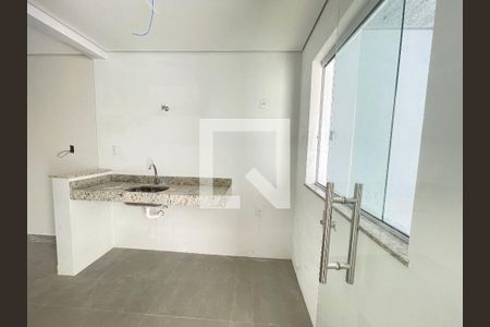 Cozinha de casa à venda com 2 quartos, 65m² em Planalto, Belo Horizonte