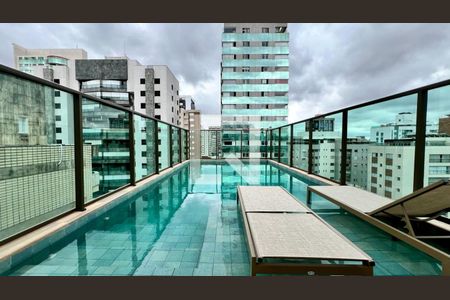 Apartamento à venda com 107m², 3 quartos e 2 vagas Apartamento à venda com 107m², 3 quartos e 2 vagasÁrea comum - Piscina