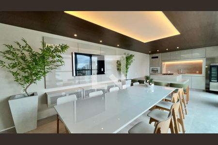 Apartamento à venda com 107m², 3 quartos e 2 vagas Apartamento à venda com 107m², 3 quartos e 2 vagasÁrea comum - Salão de festas