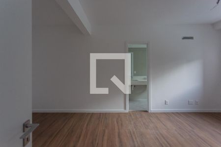 Apartamento à venda com 174m², 4 quartos e 4 vagas Apartamento à venda com 174m², 4 quartos e 4 vagasSuíte 3