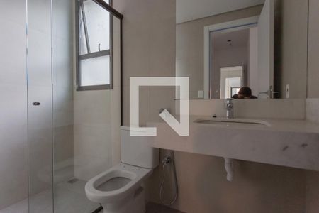 Apartamento à venda com 174m², 4 quartos e 4 vagas Apartamento à venda com 174m², 4 quartos e 4 vagasBanheiro da Suíte 2