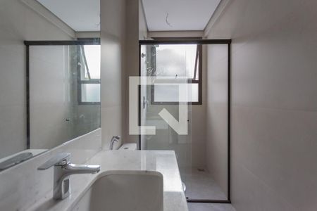 Apartamento à venda com 174m², 4 quartos e 4 vagas Apartamento à venda com 174m², 4 quartos e 4 vagasBanheiro da Suíte 3