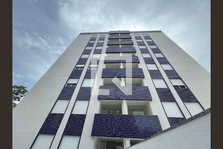 Apartamento à venda com 160m², 3 quartos e 4 vagasFachada