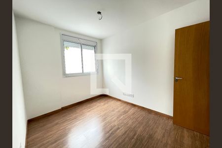 Apartamento à venda com 80m², 3 quartos e 2 vagasQuarto