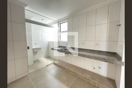 Apartamento à venda com 80m², 3 quartos e 2 vagasBanheiro