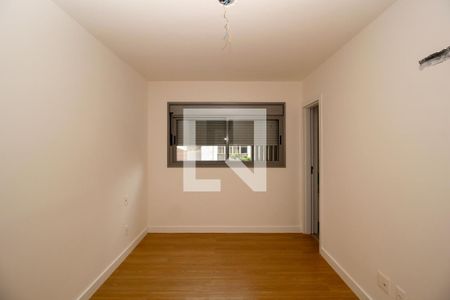 Apartamento à venda com 172m², 3 quartos e 3 vagas Apartamento à venda com 172m², 3 quartos e 3 vagasQuarto