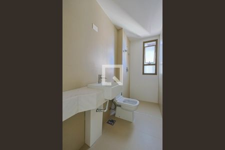 Apartamento à venda com 86m², 3 quartos e 2 vagas Apartamento à venda com 86m², 3 quartos e 2 vagasBanheiro da Suíte