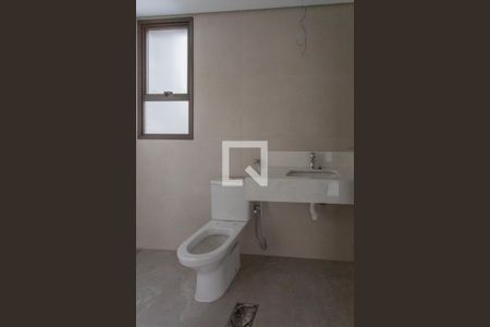 Apartamento à venda com 145m², 4 quartos e 4 vagasBanheiro da Suíte 2