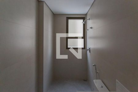 Apartamento à venda com 145m², 4 quartos e 4 vagasBanheiro da Suíte 1