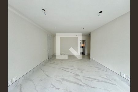 Sala de apartamento à venda com 4 quartos, 150m² em Serra, Belo Horizonte