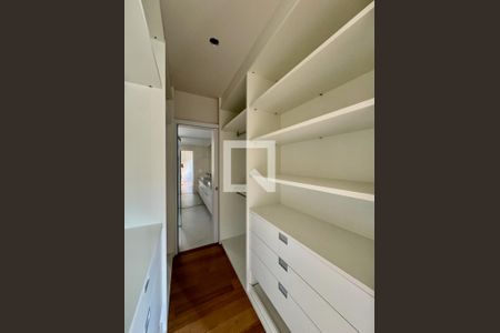 Apartamento à venda com 150m², 4 quartos e 4 vagasQuarto