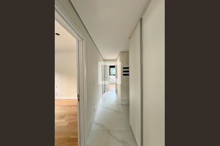 Apartamento à venda com 150m², 4 quartos e 4 vagasCorredor