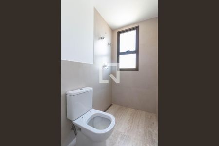 Apartamento à venda com 139m², 4 quartos e 3 vagasBanheiro dos quartos 2 e 3