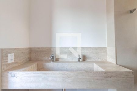 Apartamento à venda com 139m², 4 quartos e 3 vagasBanheiro da Suíte 1