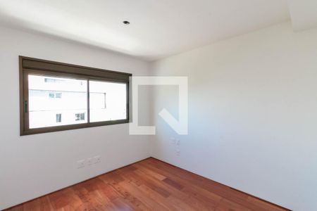 Apartamento à venda com 139m², 4 quartos e 3 vagasQuarto 2