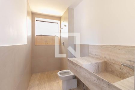 Apartamento à venda com 139m², 4 quartos e 3 vagasBanheiro da Suíte 2