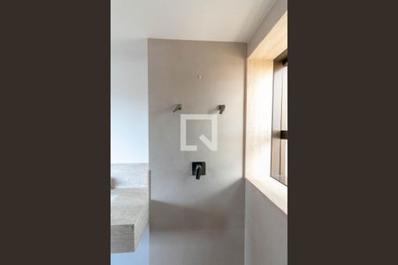 Apartamento à venda com 139m², 4 quartos e 3 vagasBanheiro da Suíte 1