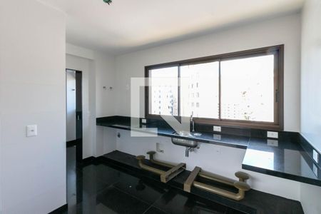 Apartamento à venda com 139m², 4 quartos e 3 vagasCozinha